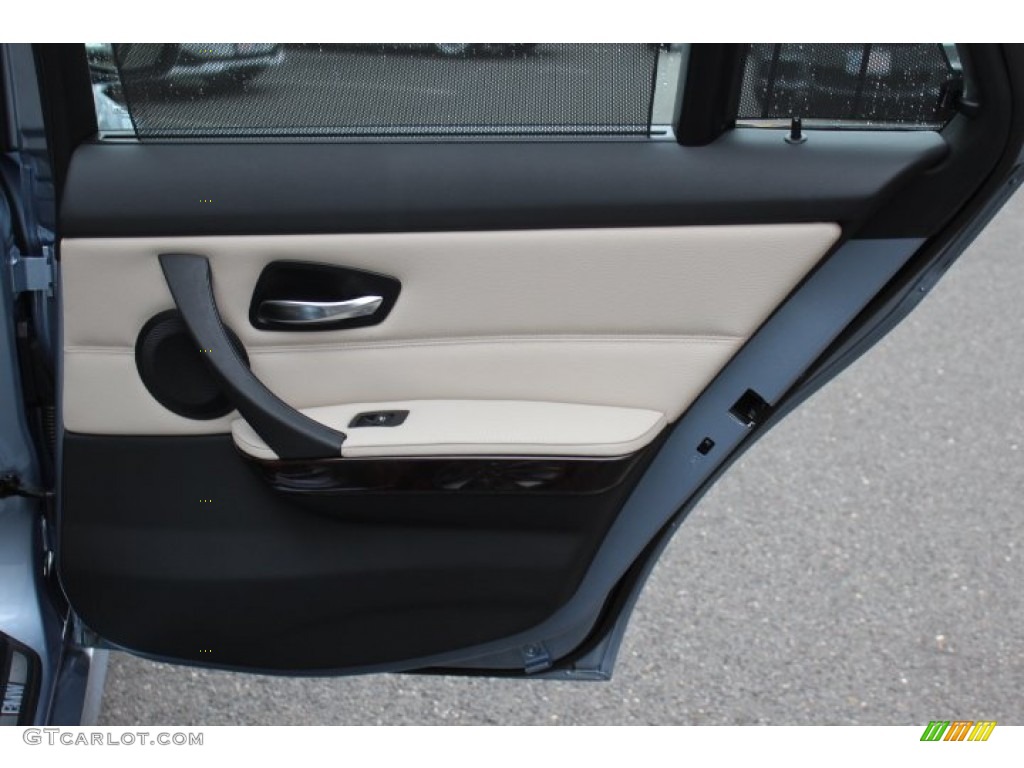 2012 BMW 3 Series 328i Sports Wagon Oyster/Black Door Panel Photo #69361588
