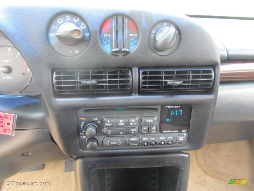 1999 Chevrolet Monte Carlo LS Controls Photo #69361897