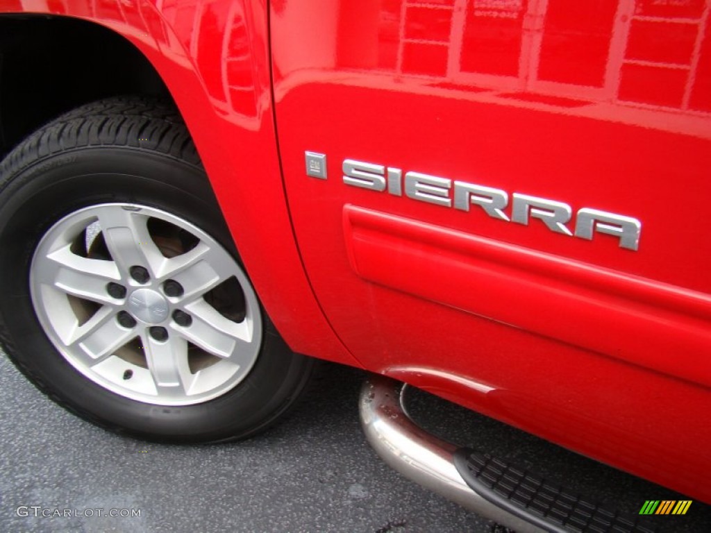 2009 GMC Sierra 1500 SLE Extended Cab Marks and Logos Photo #69362362