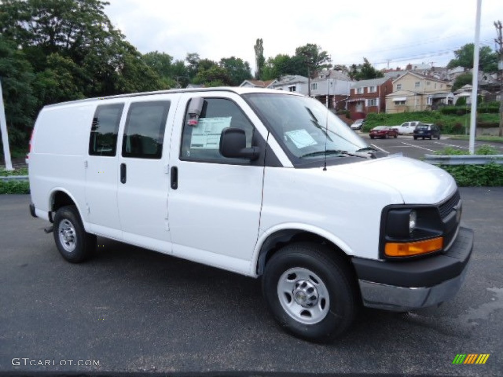 Summit White 2013 Chevrolet Express 2500 Cargo Van Exterior Photo #69363553