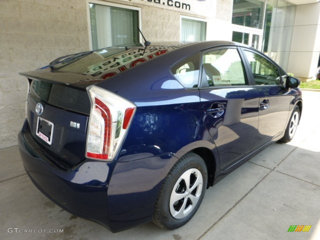 2012 Prius 3rd Gen Two Hybrid - Nautical Blue Metallic / Bisque photo #2