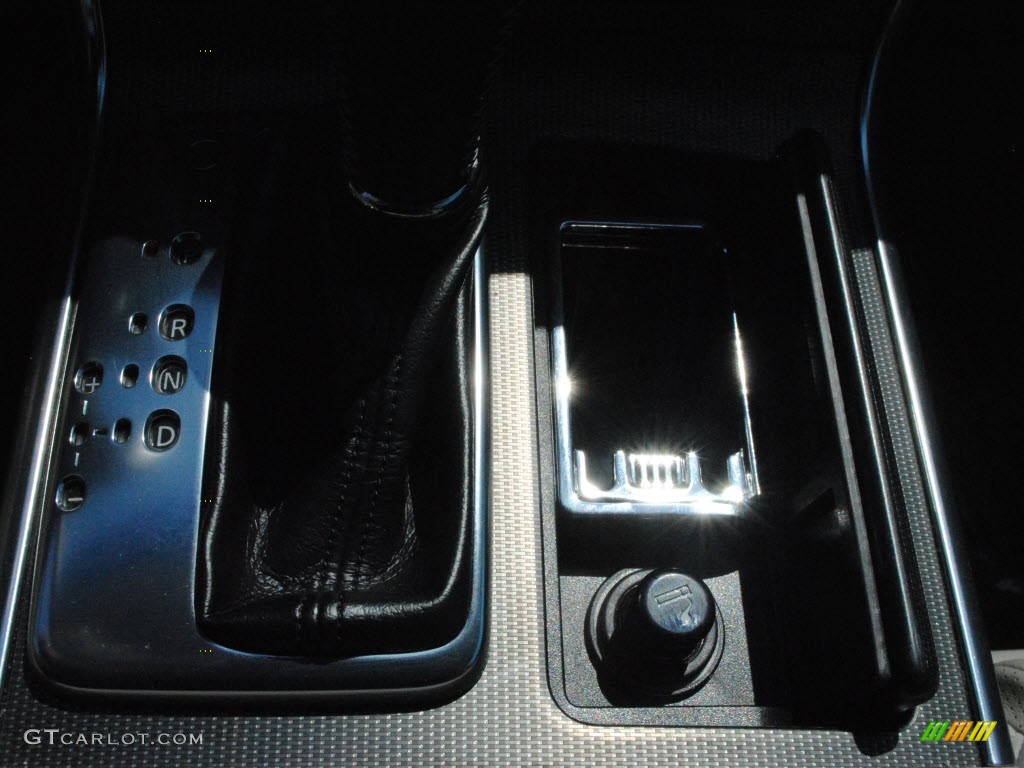 2009 M 35 S Sedan - Liquid Platinum / Graphite Black photo #24