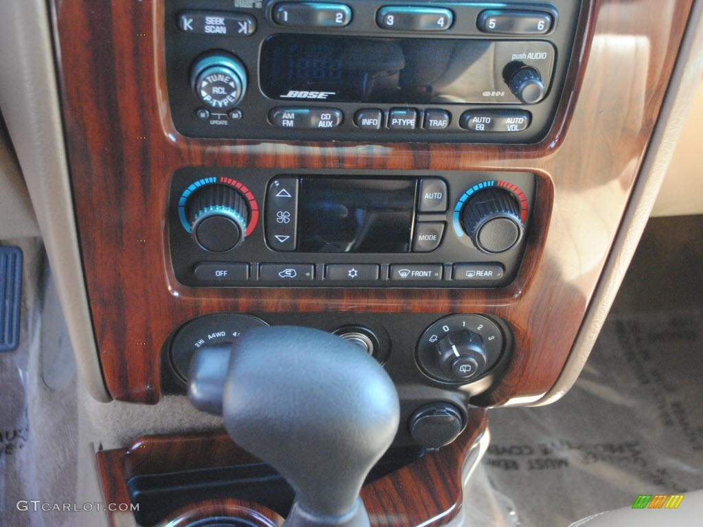 2003 GMC Envoy XL SLT 4x4 Controls Photo #69367012
