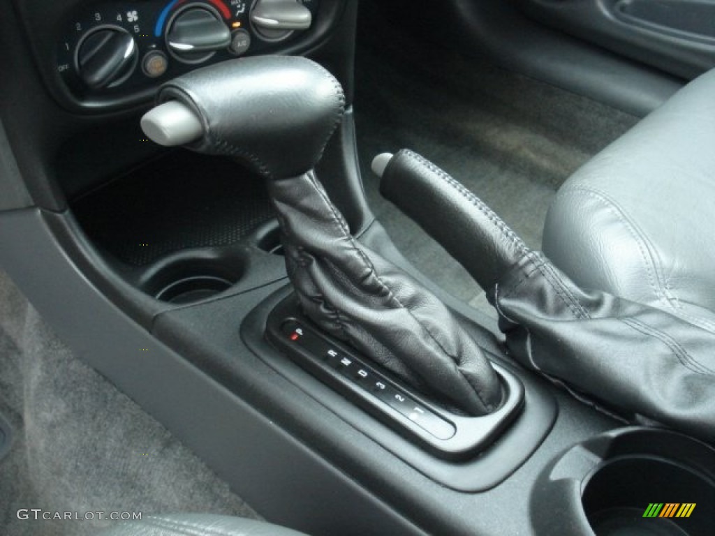 2004 Grand Am GT Sedan - Fusion Orange Metallic / Dark Pewter photo #17