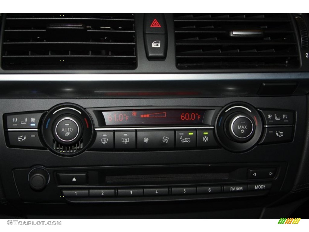 2012 BMW X6 M Standard X6 M Model Controls Photo #69367969