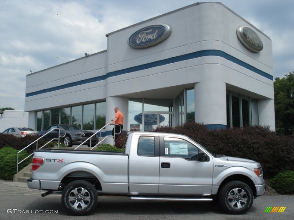 2012 F150 STX SuperCab 4x4 - Ingot Silver Metallic / Steel Gray photo #1