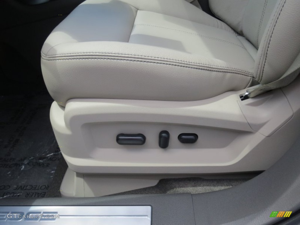 2013 Ford Edge Limited EcoBoost Front Seat Photos