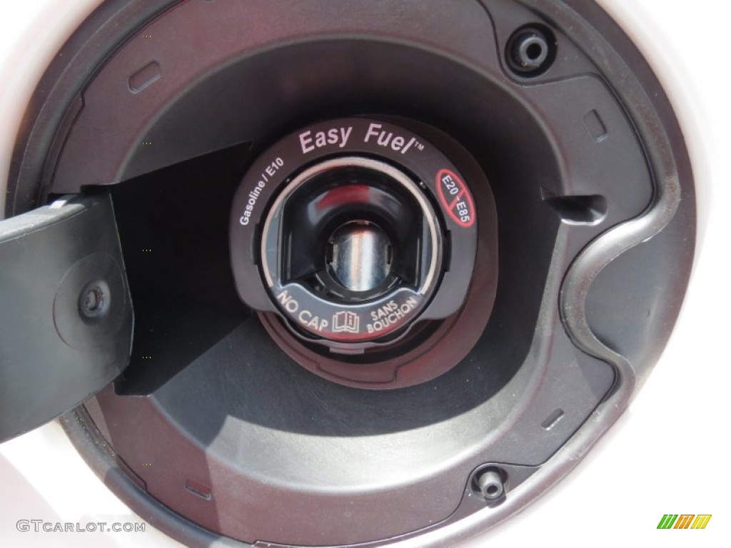 2013 Ford Edge Sport Easy Fuel Filler Photo #69370249