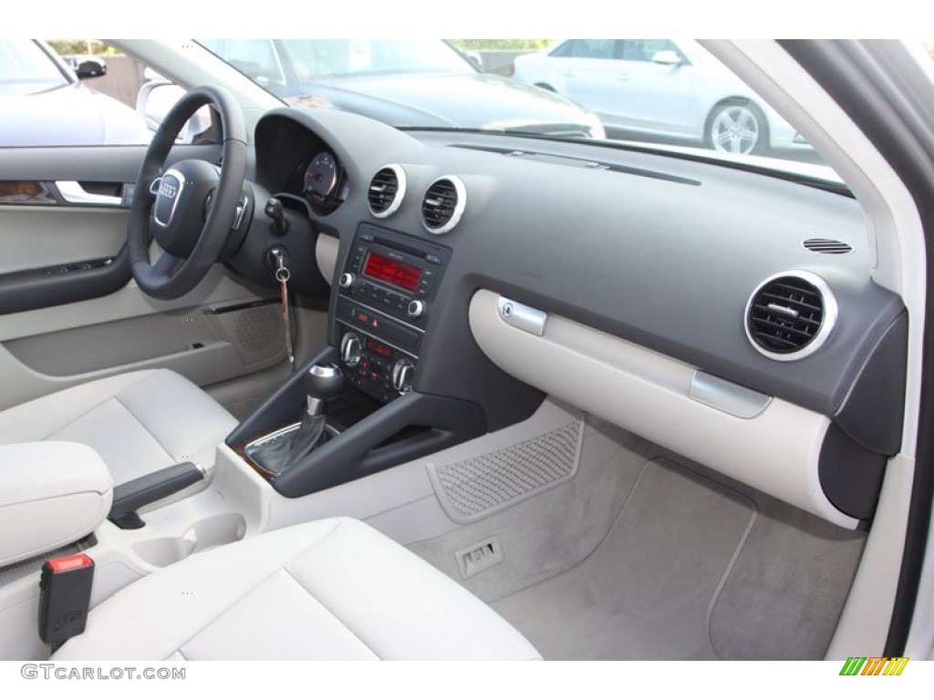 2013 Audi A3 2.0 TDI Light Gray Dashboard Photo #69370372