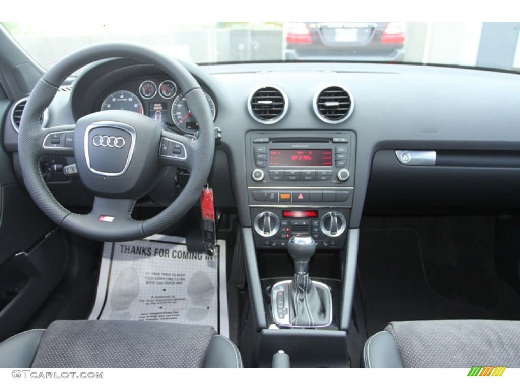 2013 Audi A3 2.0 TFSI Black Dashboard Photo #69370540