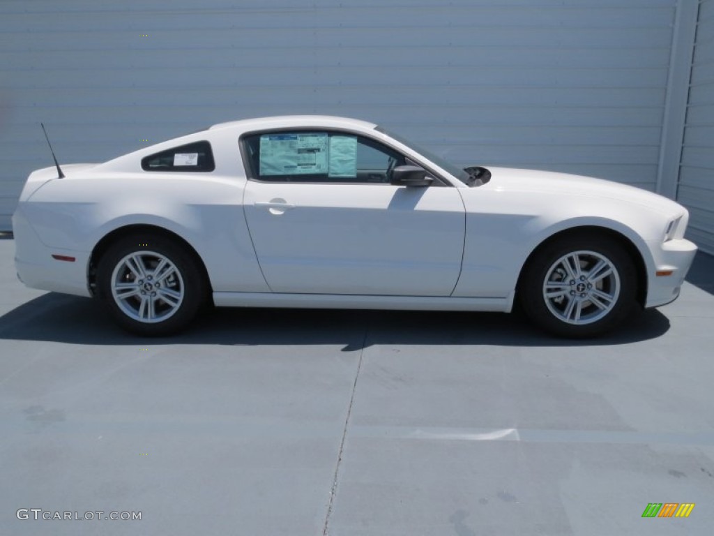 Performance White 2013 Ford Mustang V6 Coupe Exterior Photo #69370735