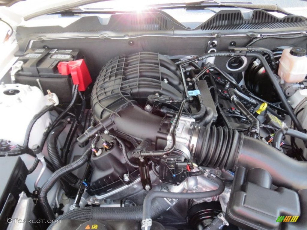 2013 Ford Mustang V6 Coupe 3.7 Liter DOHC 24-Valve Ti-VCT V6 Engine Photo #69370849