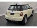 Pepper White - Cooper Hardtop Photo No. 2