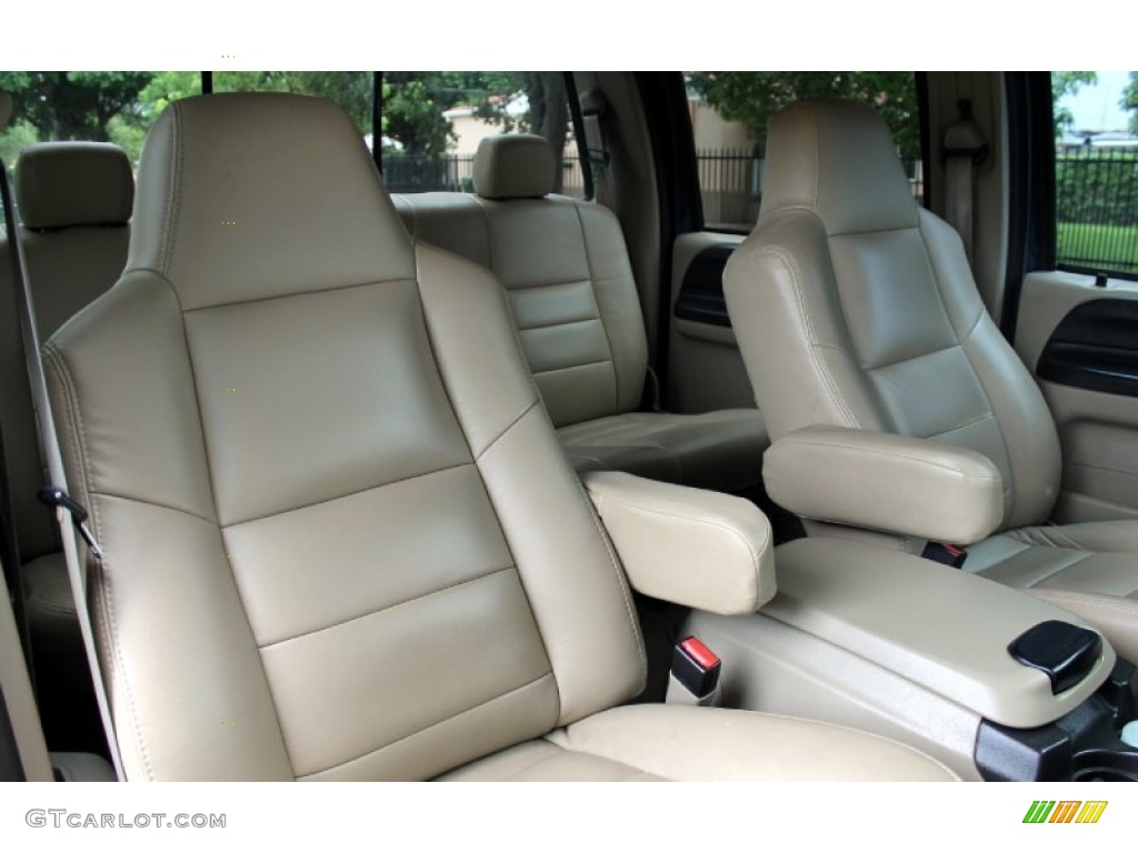 Tan Interior 2005 Ford F250 Super Duty Lariat Crew Cab 4x4 Photo #69375498