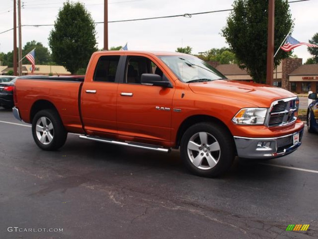 2010 Ram 1500 Big Horn Quad Cab 4x4 - Mango Tango Pearl / Dark Slate/Medium Graystone photo #2