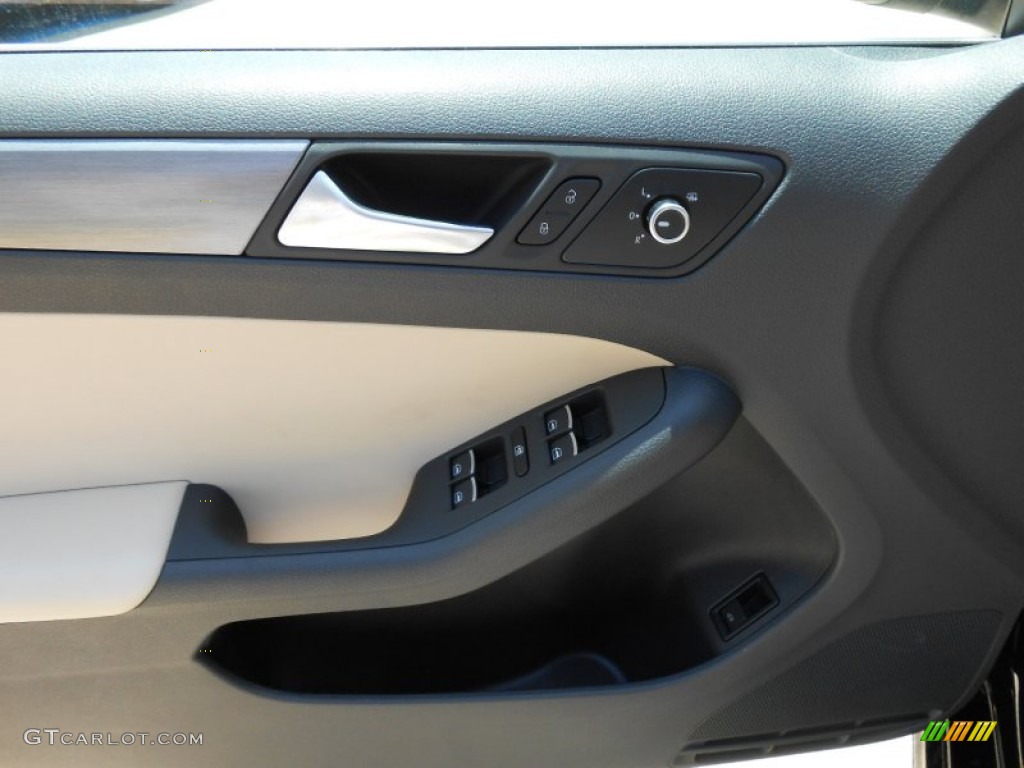 2013 Volkswagen Jetta TDI Sedan Cornsilk Beige Door Panel Photo #69378211