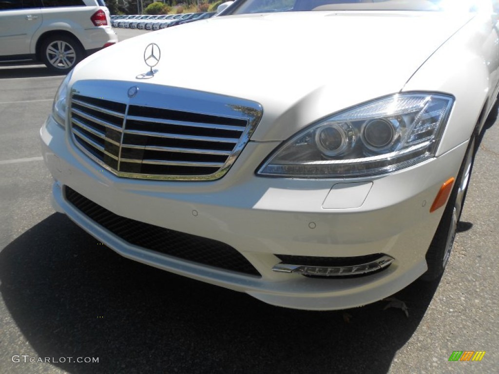 2013 S 550 Sedan - Diamond White Metallic / Cashmere/Savanna photo #5