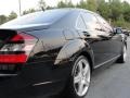 Black - S 550 Sedan Photo No. 17