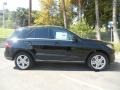 Black - ML 350 4Matic Photo No. 3