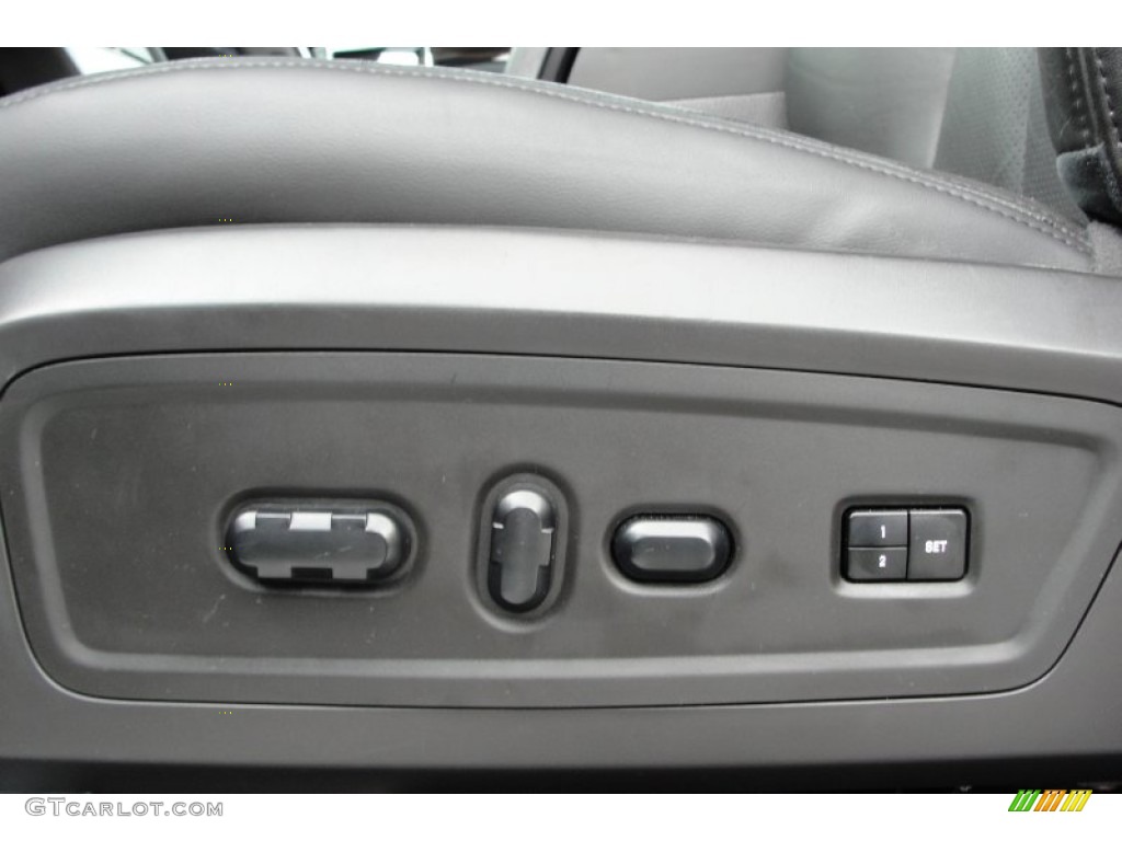 2008 Navigator L Elite - Black / Charcoal Black photo #25
