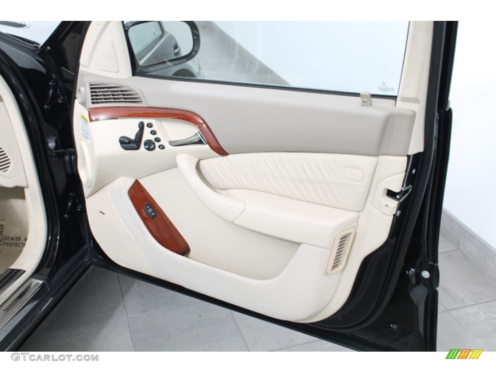 2004 S 430 Sedan - Black / Java photo #13