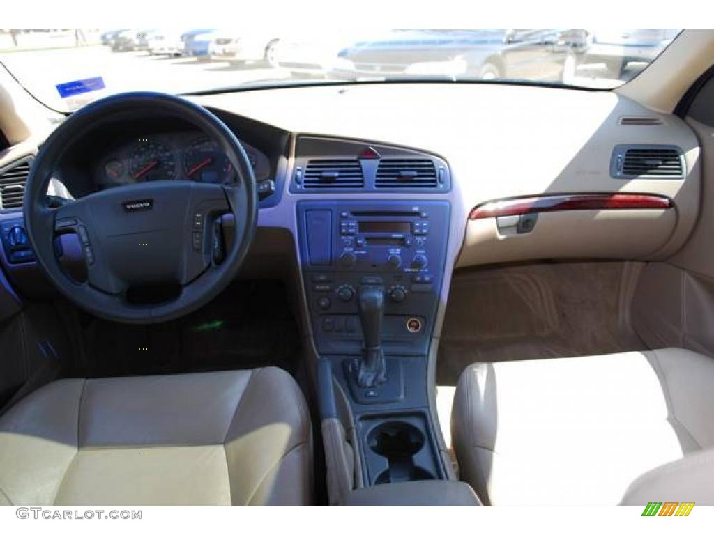 2001 V70 T5 - Venetian Red / Beige photo #17