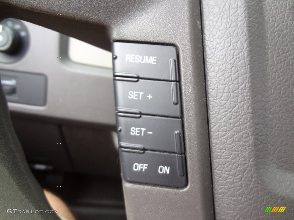 2009 Ford F150 STX SuperCab 4x4 Controls Photo #69381085
