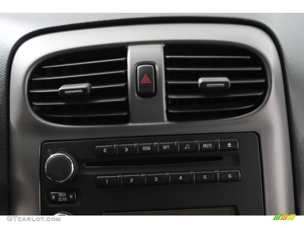 2007 Chevrolet Corvette Coupe Controls Photo #69381346
