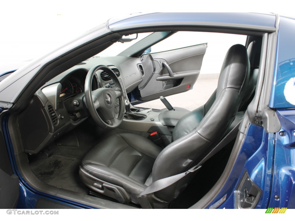 2007 Chevrolet Corvette Coupe Front Seat Photo #69381403