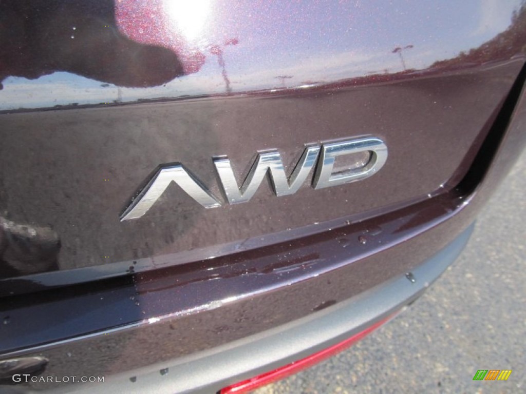 2008 Outlook XR AWD - Garnet / Black photo #22