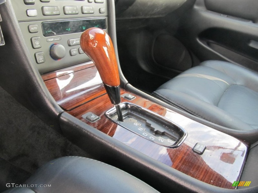 2003 Seville SLS - Sable Black / Black photo #16