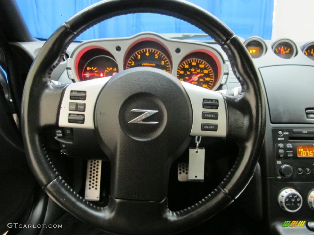 2006 Nissan 350Z Touring Roadster Charcoal Leather Steering Wheel Photo #69385186