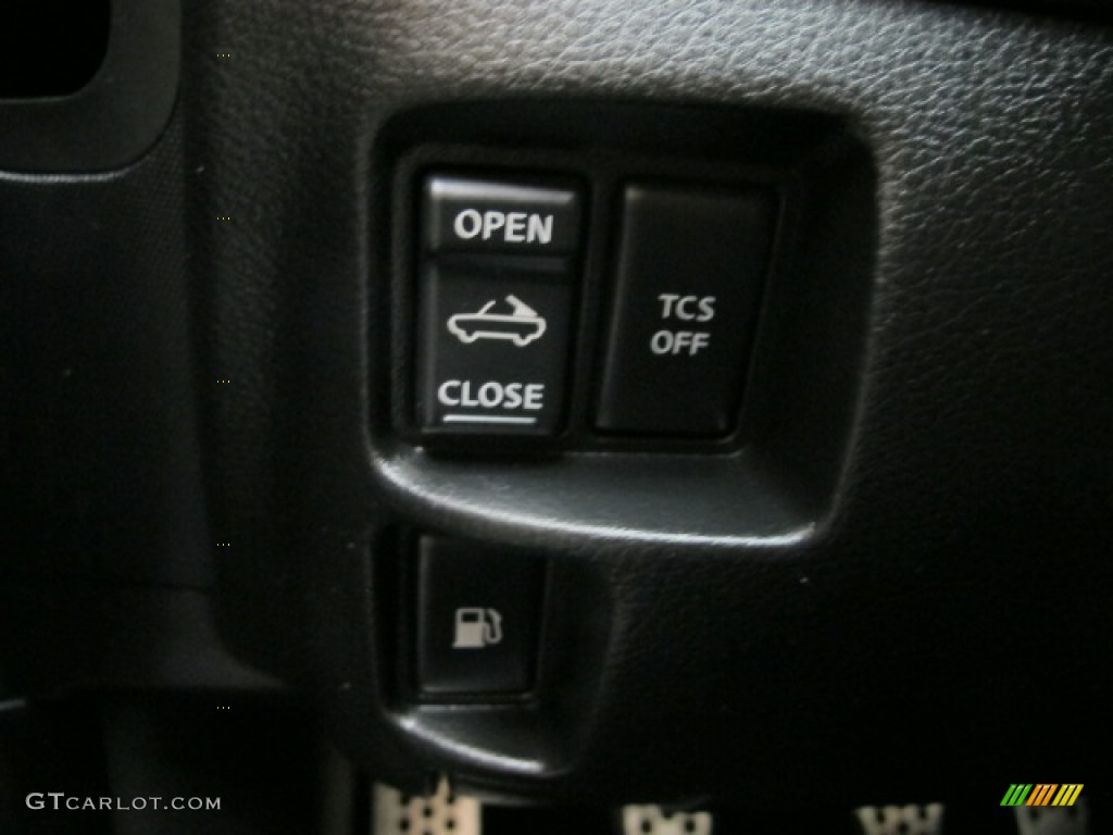 2006 Nissan 350Z Touring Roadster Controls Photo #69385210