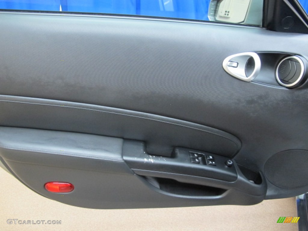 2006 Nissan 350Z Touring Roadster Door Panel Photos