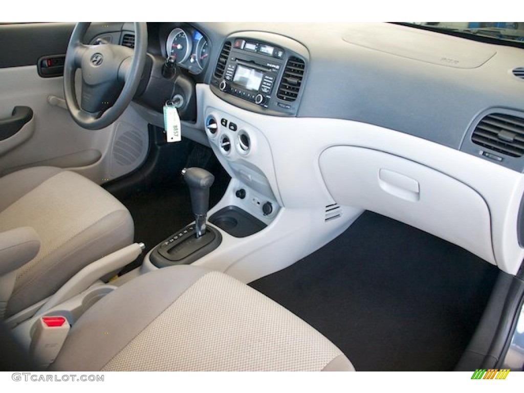 2011 Accent GLS 4 Door - Charcoal Gray / Gray photo #21