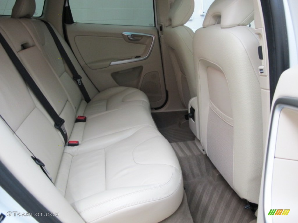 Sandstone Interior 2010 Volvo XC60 3.2 AWD Photo #69387712