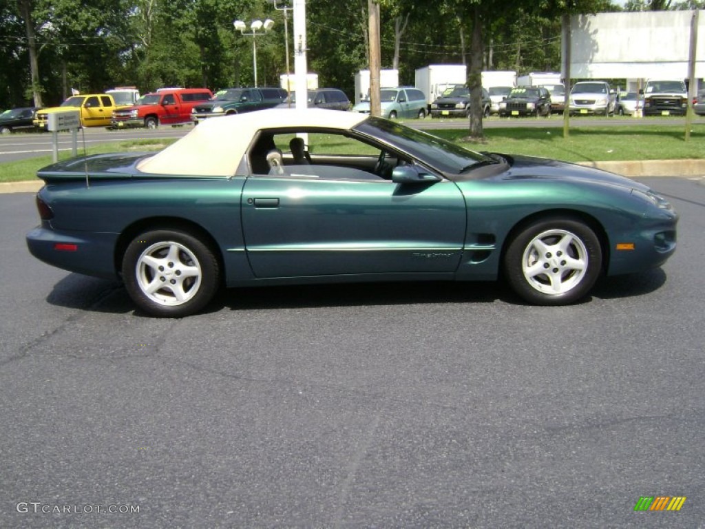 Blue-Green Chameleon 2000 Pontiac Firebird Convertible Exterior Photo #69390112