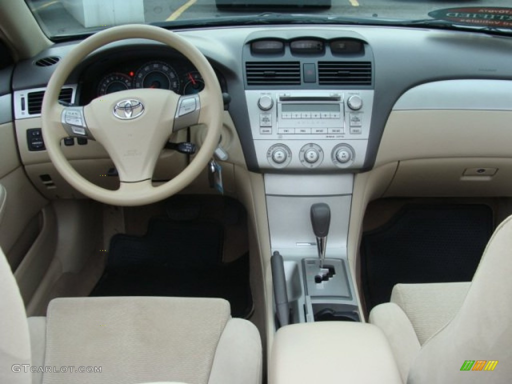 2008 Toyota Solara SE V6 Convertible Dashboard Photos
