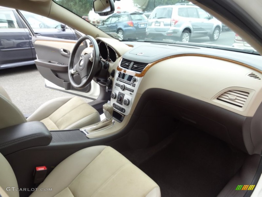 2010 Chevrolet Malibu LT Sedan Cocoa/Cashmere Dashboard Photo #69393238