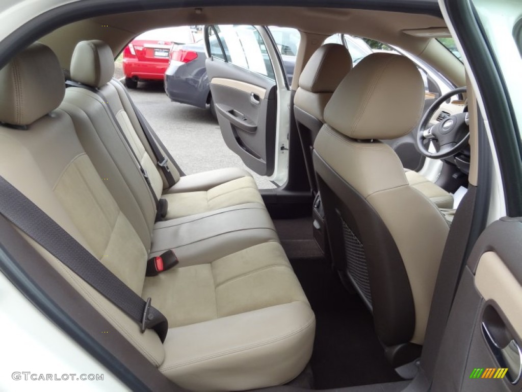 Cocoa/Cashmere Interior 2010 Chevrolet Malibu LT Sedan Photo #69393256