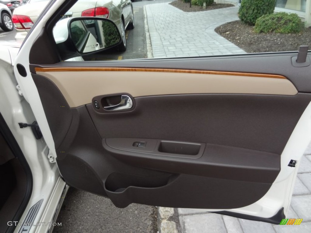 2010 Chevrolet Malibu LT Sedan Cocoa/Cashmere Door Panel Photo #69393277