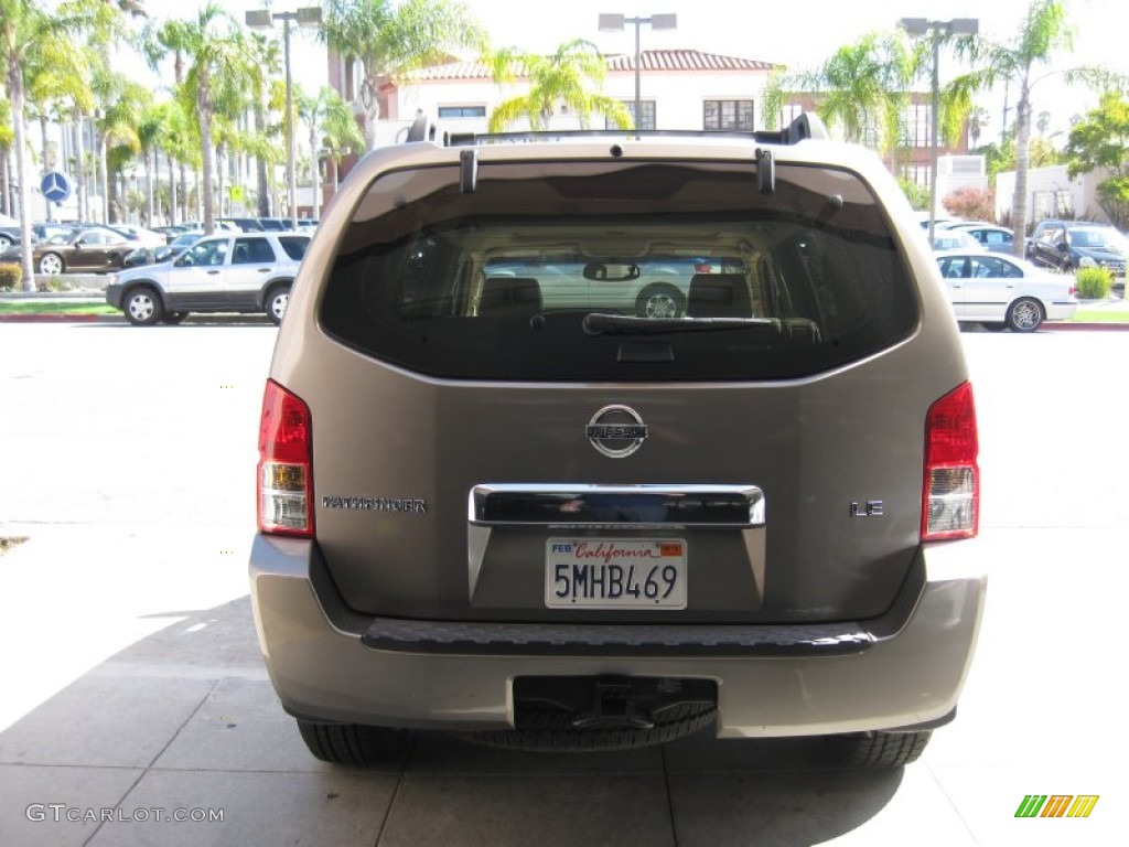 2005 Pathfinder LE 4x4 - Polished Pewter / Graphite photo #3