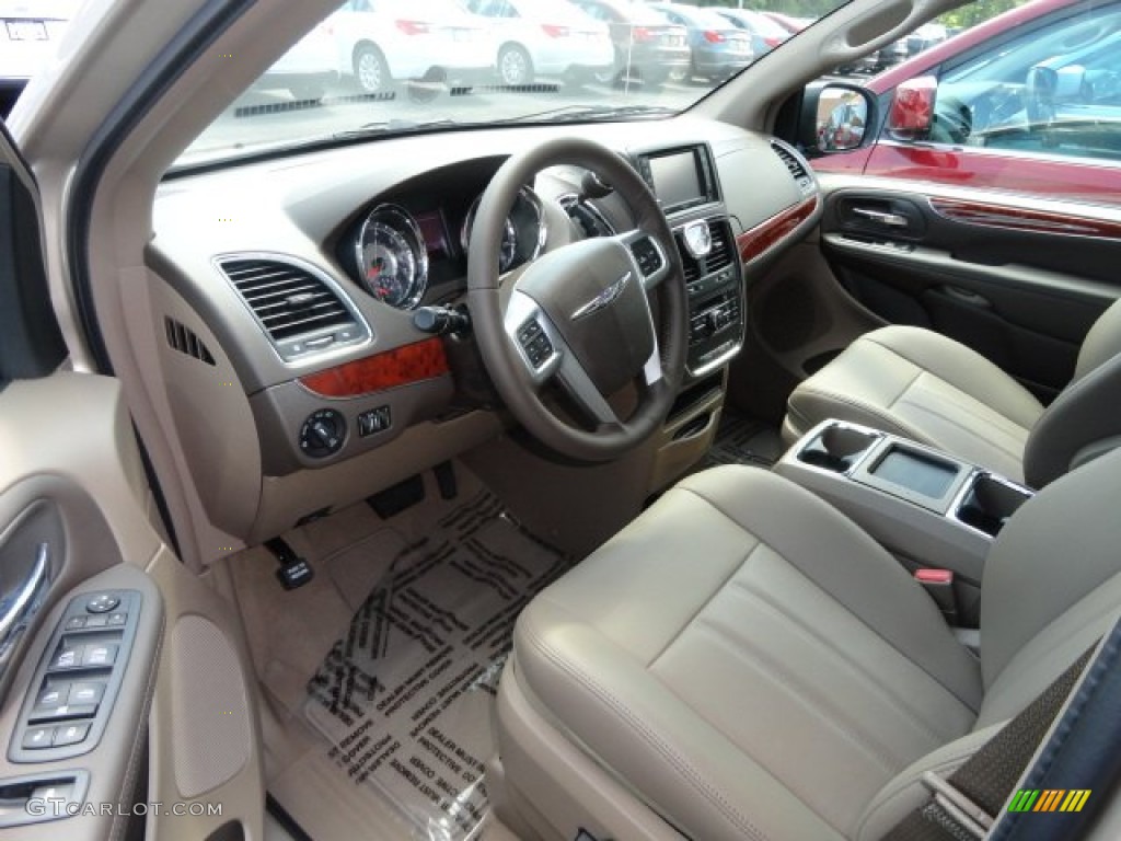 Dark Frost Beige/Medium Frost Beige Interior 2013 Chrysler Town & Country Touring Photo #69394624