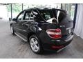Black - ML 350 4Matic Photo No. 4