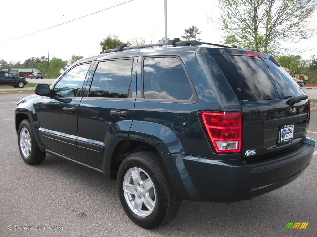 2005 Grand Cherokee Laredo - Deep Beryl Green Pearl / Medium Slate Gray photo #3