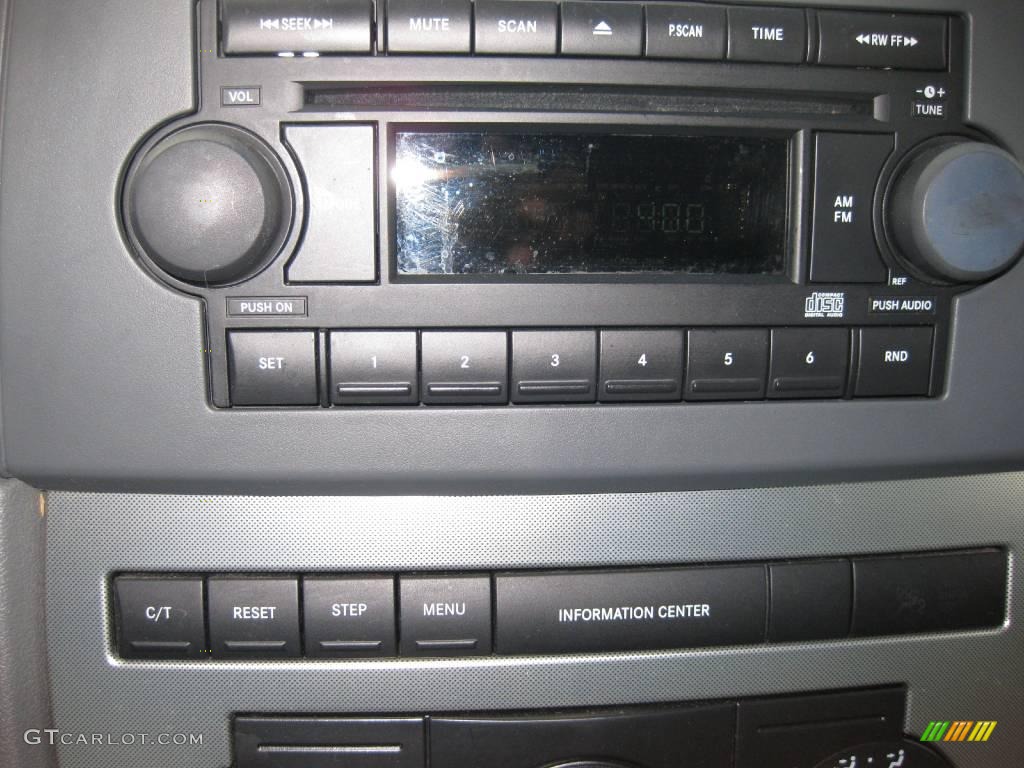 2005 Grand Cherokee Laredo - Deep Beryl Green Pearl / Medium Slate Gray photo #17