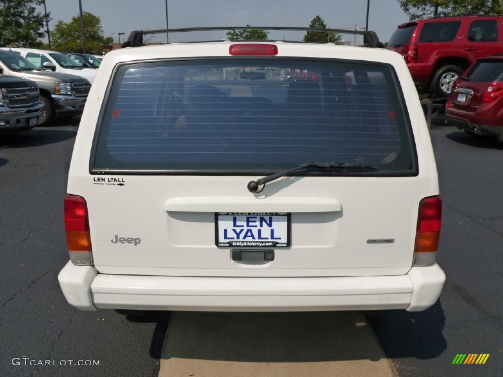 2000 Cherokee Classic - Stone White / Camel Beige photo #5