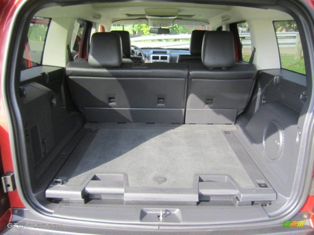 2007 Dodge Nitro R/T 4x4 Trunk Photo #69399259