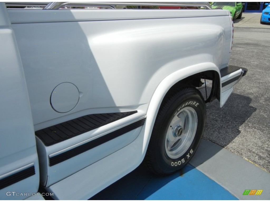 1997 C/K C1500 Silverado Extended Cab - Olympic White / Neutral Shale photo #12