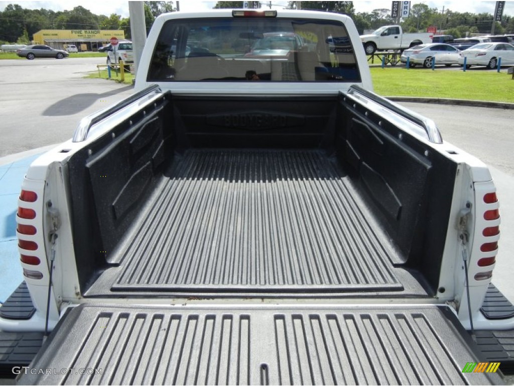 1997 C/K C1500 Silverado Extended Cab - Olympic White / Neutral Shale photo #26